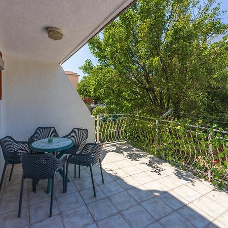 Apartment Dom Jadranovo Extérieur photo