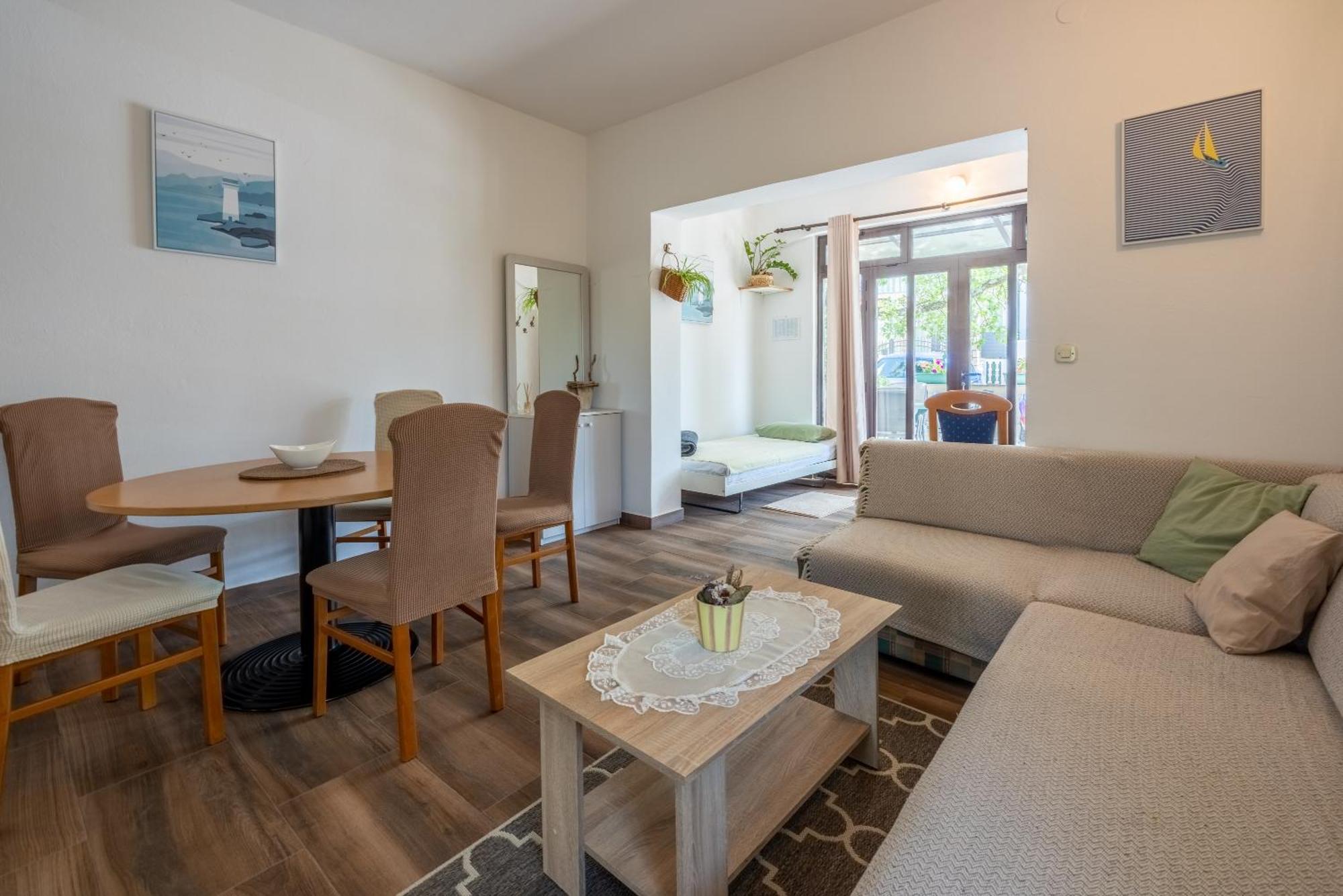 Apartment Dom Jadranovo Extérieur photo