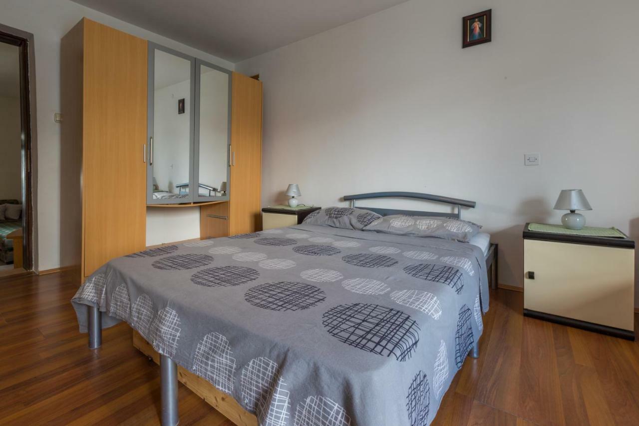 Apartment Dom Jadranovo Extérieur photo
